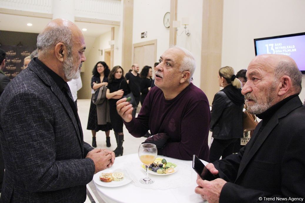 Звездный мир кино на открытии XIII Бакинского международного фестиваля короткометражных фильмов (ФОТО)