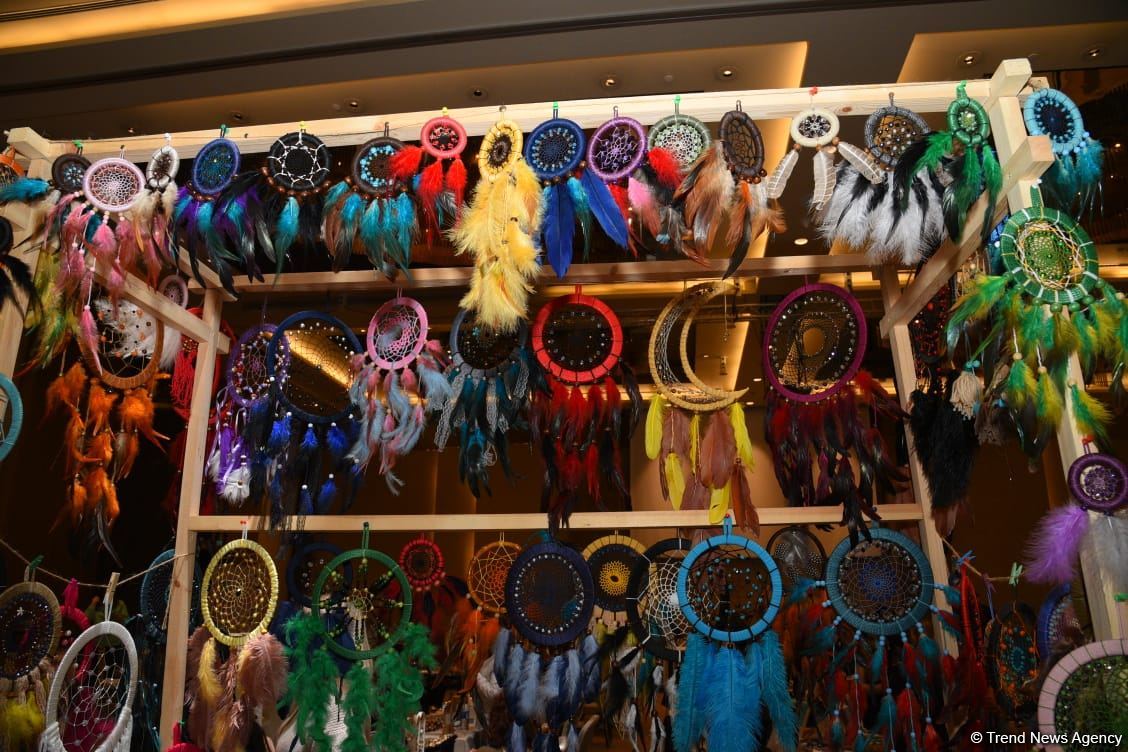 "Zəfər Qadının İZi ilə" – фестиваль предпринимательства, ярких идей и красоты (ФОТО)