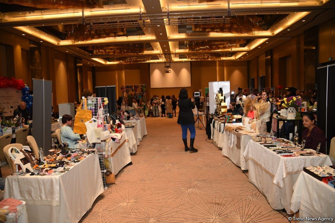 "Zəfər Qadının İZi ilə" – фестиваль предпринимательства, ярких идей и красоты (ФОТО)
