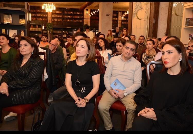 Прогулка из Швейцарии в Азербайджан. Ходить пешком - и правильно, и сказочно прекрасно… (ФОТО)