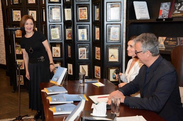 Прогулка из Швейцарии в Азербайджан. Ходить пешком - и правильно, и сказочно прекрасно… (ФОТО)