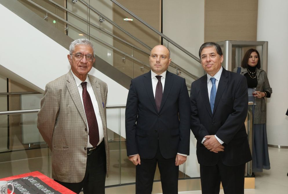 На открытии Baku Jazz Festival выступили обладатель Grammy Грегори Марет и бразильская дива Элоиза Лоуренсо (ФОТО)