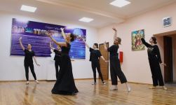 В Узбекистане активно обучаются азербайджанcким национальным танцам (ФОТО)