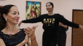 В Узбекистане активно обучаются азербайджанcким национальным танцам (ФОТО)