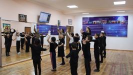 В Узбекистане активно обучаются азербайджанcким национальным танцам (ФОТО)