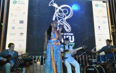 Baku Jazz Festival. Из летней Бразилии в осенний Азербайджан с зажигательной Элоизой Лоуренсо (ВИДЕО, ФОТО)
