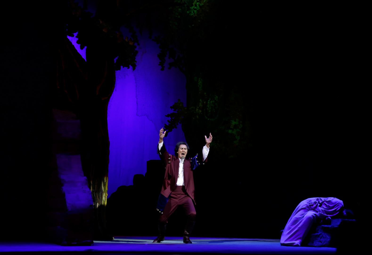 Артисты из Узбекистана представили в Азербайджане спектакль с трагической развязкой (ФОТО)