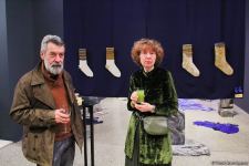 В Баку представлена необычная выставка носков, организованная посольством Латвии, Art Academy of Latvia и QGallery (ФОТО)