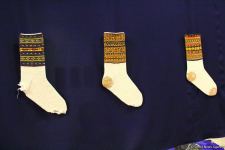 В Баку представлена необычная выставка носков, организованная посольством Латвии, Art Academy of Latvia и QGallery (ФОТО)