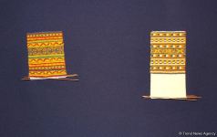 В Баку представлена необычная выставка носков, организованная посольством Латвии, Art Academy of Latvia и QGallery (ФОТО)