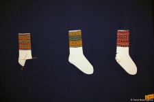 В Баку представлена необычная выставка носков, организованная посольством Латвии, Art Academy of Latvia и QGallery (ФОТО)