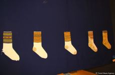 В Баку представлена необычная выставка носков, организованная посольством Латвии, Art Academy of Latvia и QGallery (ФОТО)