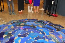 В Баку представлена необычная выставка носков, организованная посольством Латвии, Art Academy of Latvia и QGallery (ФОТО)