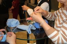 В Баку представлена необычная выставка носков, организованная посольством Латвии, Art Academy of Latvia и QGallery (ФОТО)