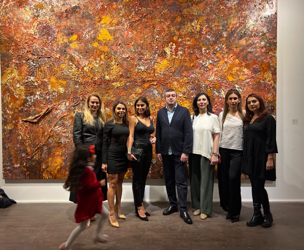 В Музее современного искусства Зураба Церетели в Тбилиси открылась выставка работ известной художницы Аиды Махмудовой "Рай может подождать" (ФОТО)