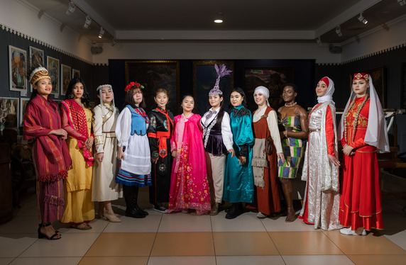 Азербайджанка признана самой красивой  в Сибири (ФОТО)