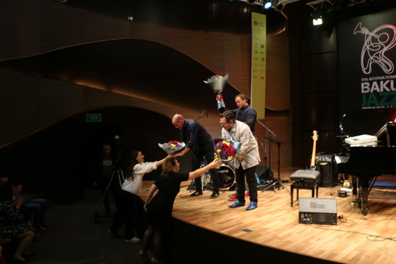 Концерт легендарного Майка дель Ферро в Баку - виртуозные джазовые импровизации и интерпретация классики (ВИДЕО, ФОТО)