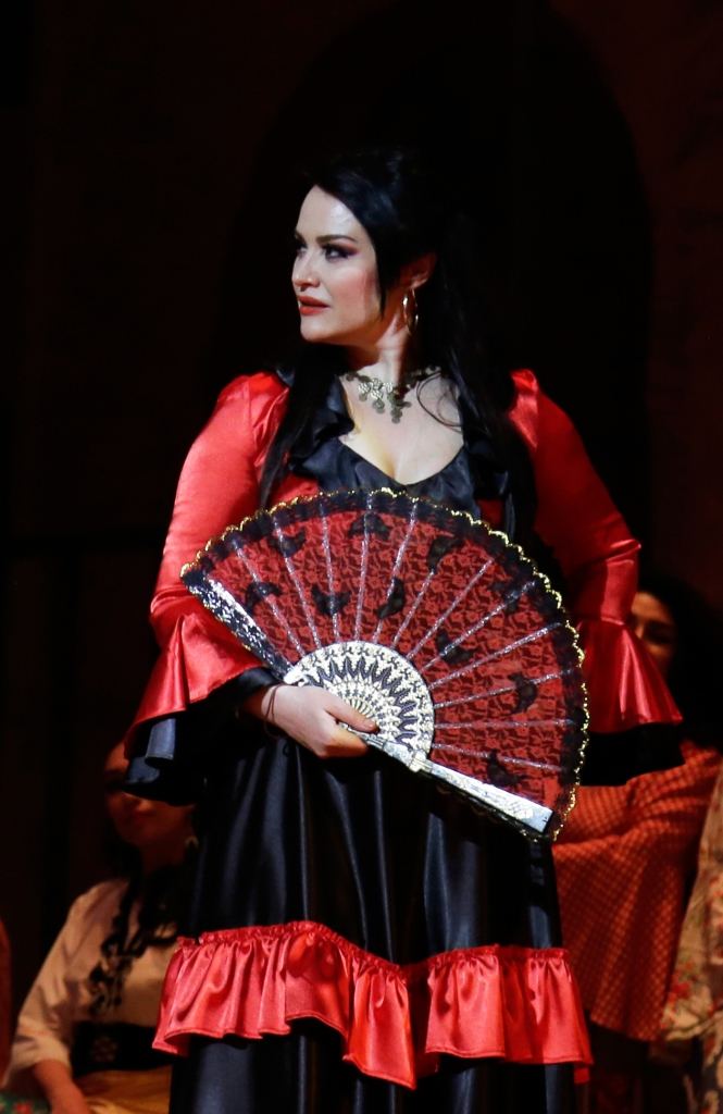 Звезды из Азербайджана, России и Беларуси показали в Баку историю про дерзкую цыганку (ФОТО)