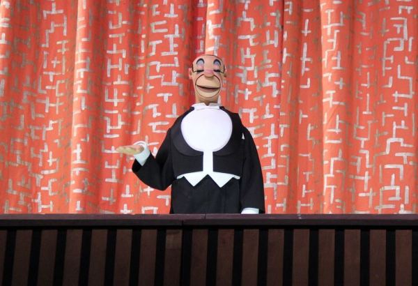 Необыкновенный концерт с конферансье Апломбовым в Баку прошел под смех и овации (ВИДЕО, ФОТО)