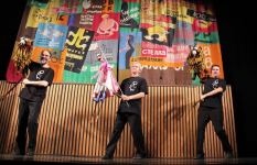 Необыкновенный концерт с конферансье Апломбовым в Баку прошел под смех и овации (ВИДЕО, ФОТО)