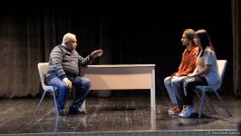 Театральный праздник в Баку – открытие Фестиваля короткометражных спектаклей 4.4 (ФОТО)