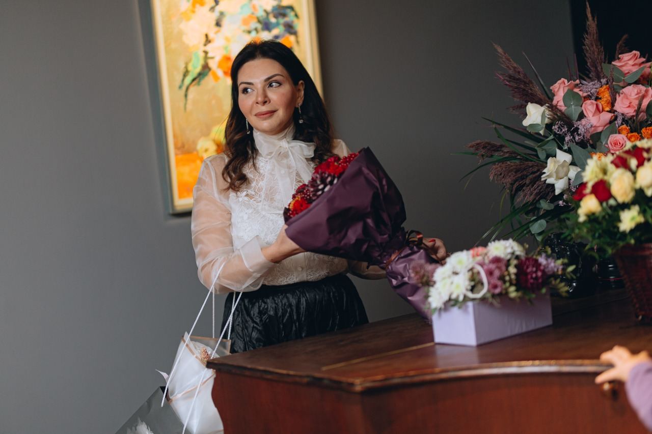 Праздник жизни в красках Нармины Наджафовой (ФОТО)