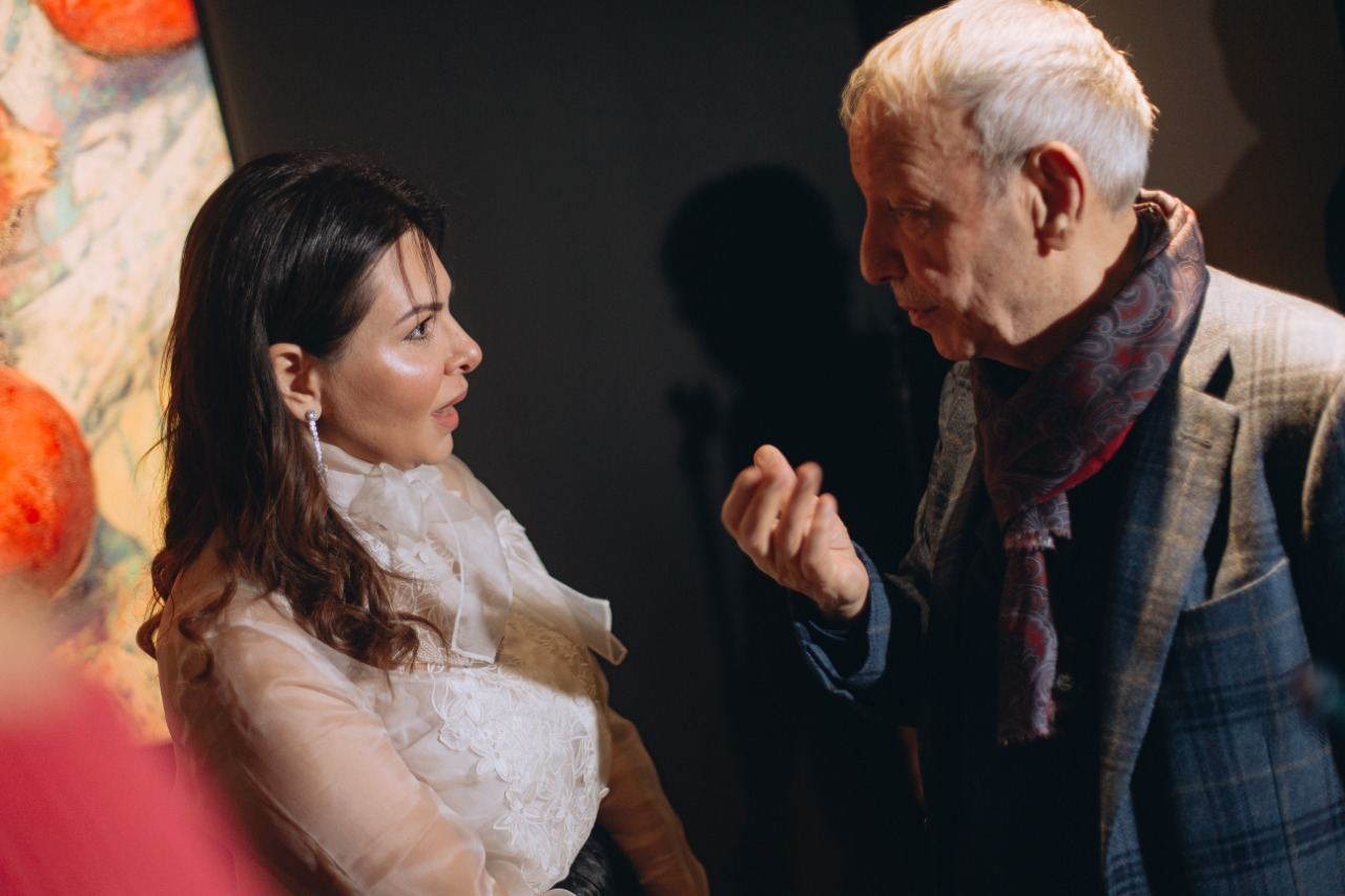 Праздник жизни в красках Нармины Наджафовой (ФОТО)