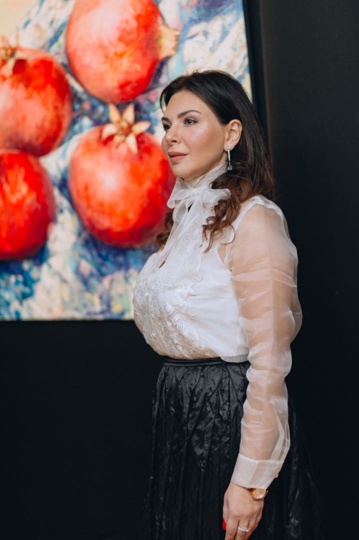 Праздник жизни в красках Нармины Наджафовой (ФОТО)