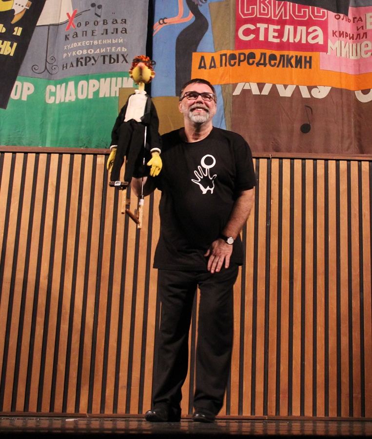 Необыкновенный концерт с конферансье Апломбовым в Баку прошел под смех и овации (ВИДЕО, ФОТО)