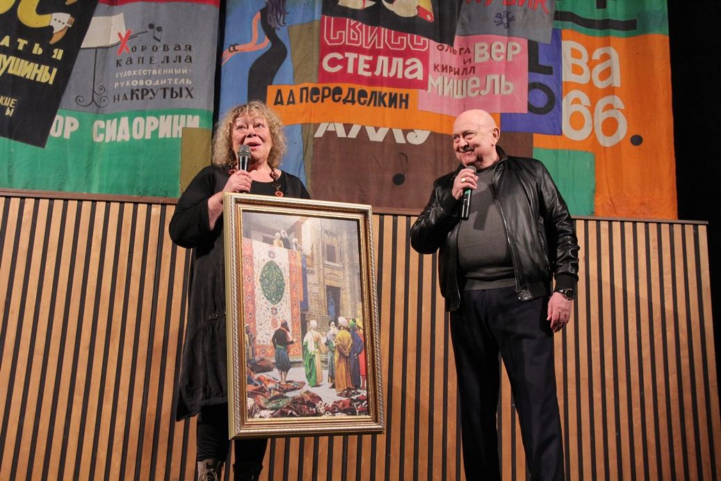 Необыкновенный концерт с конферансье Апломбовым в Баку прошел под смех и овации (ВИДЕО, ФОТО)