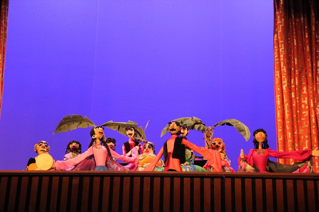 Необыкновенный концерт с конферансье Апломбовым в Баку прошел под смех и овации (ВИДЕО, ФОТО)