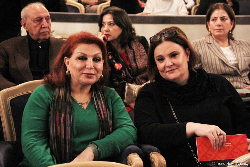 Театральный праздник в Баку – открытие Фестиваля короткометражных спектаклей 4.4 (ФОТО)