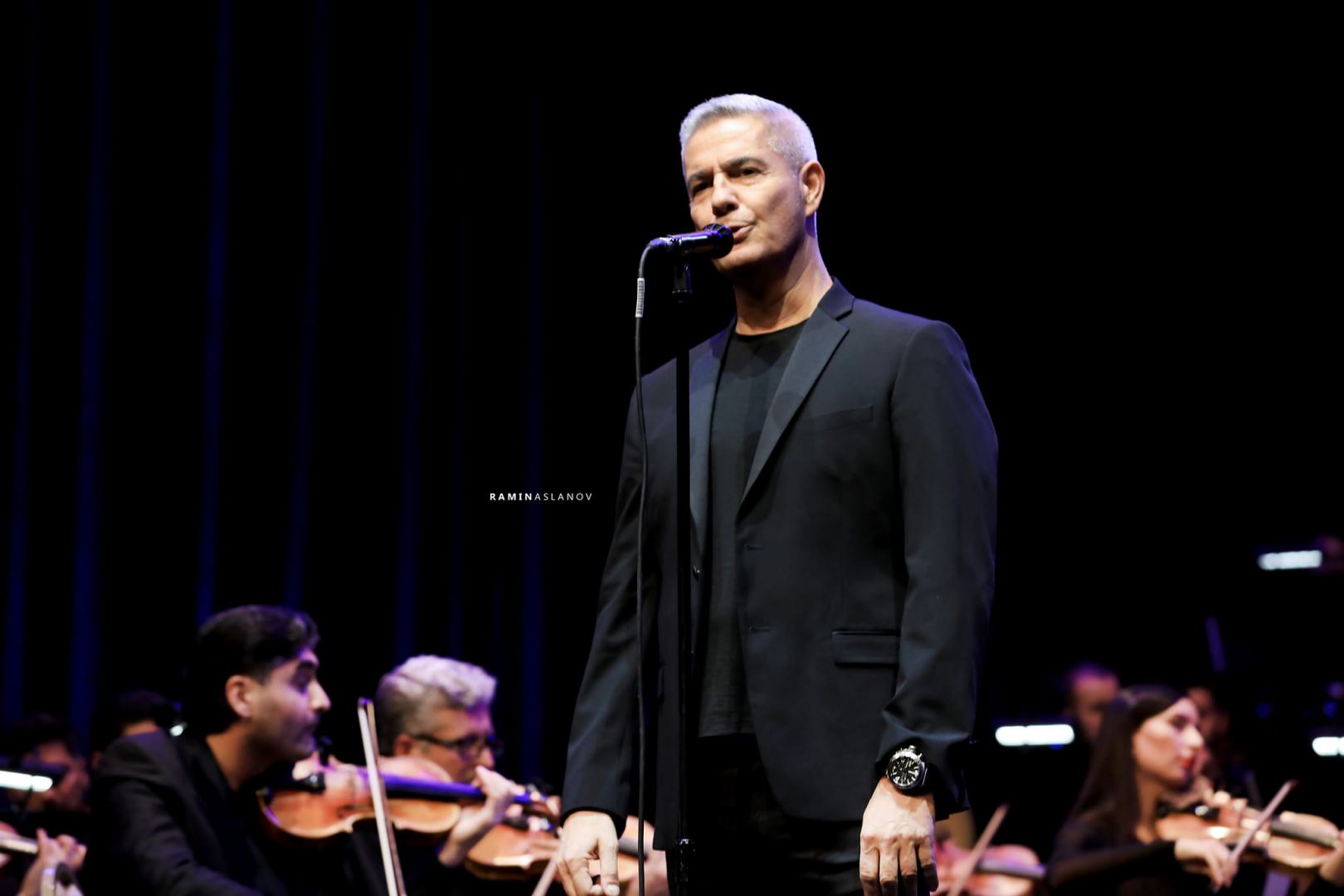 Музыкальный праздник  Алессандро Сафина в Баку -  "Luna tu", "Cиняя вечность"... (ВИДЕО, ФОТО)