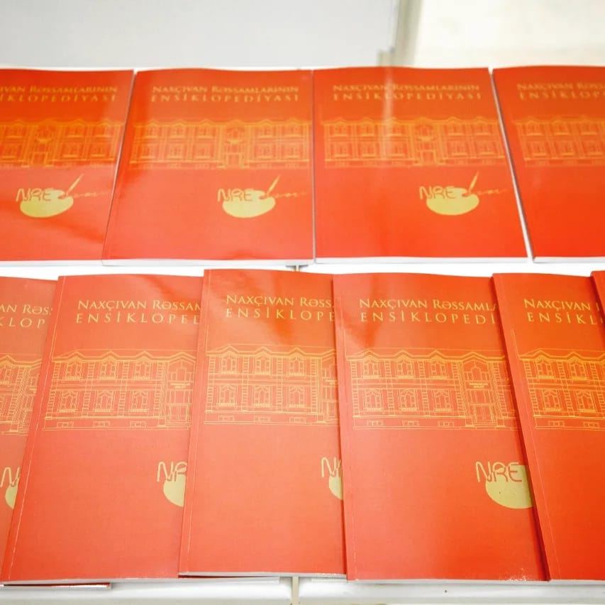 Состоялась презентация первой "Энциклопедии художников Нахчывана" (ФОТО)