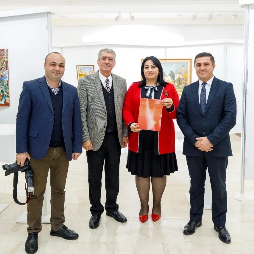 Состоялась презентация первой "Энциклопедии художников Нахчывана" (ФОТО)