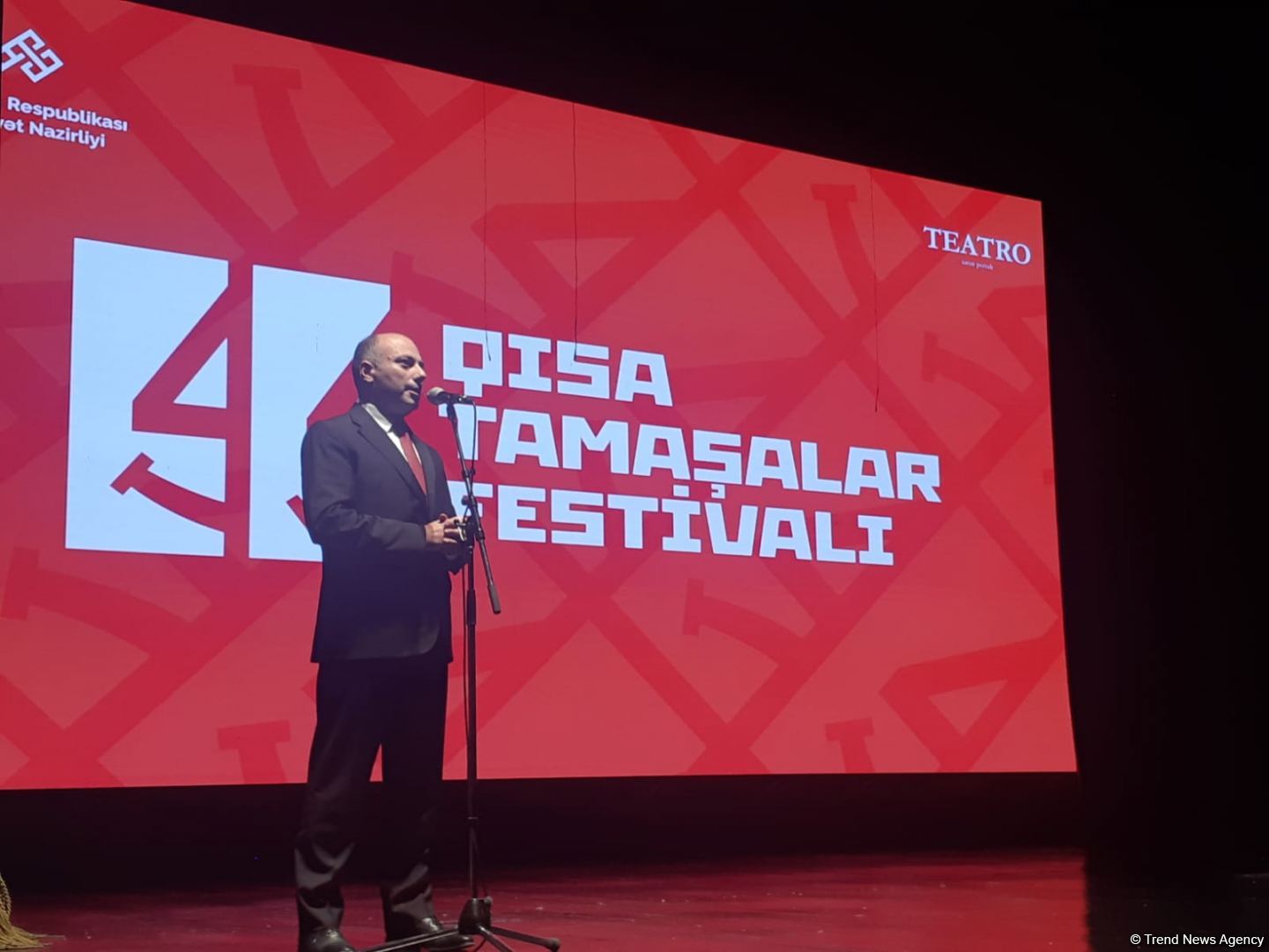 В Баку прошла церемония награждения победителей II Фестиваля короткометражных спектаклей 4.4 (ФОТО)