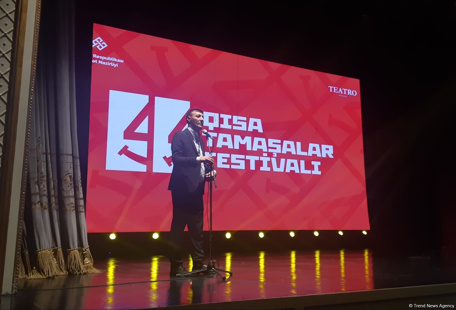 В Баку прошла церемония награждения победителей II Фестиваля короткометражных спектаклей 4.4 (ФОТО)