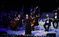 Внучка Шовкет Алекперовой – Шовкет исполняет "Шовкет". 100-летие легендарной певицы во Дворце Гейдара Алиева (ВИДЕО, ФОТО)