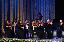 Внучка Шовкет Алекперовой – Шовкет исполняет "Шовкет". 100-летие легендарной певицы во Дворце Гейдара Алиева (ВИДЕО, ФОТО)