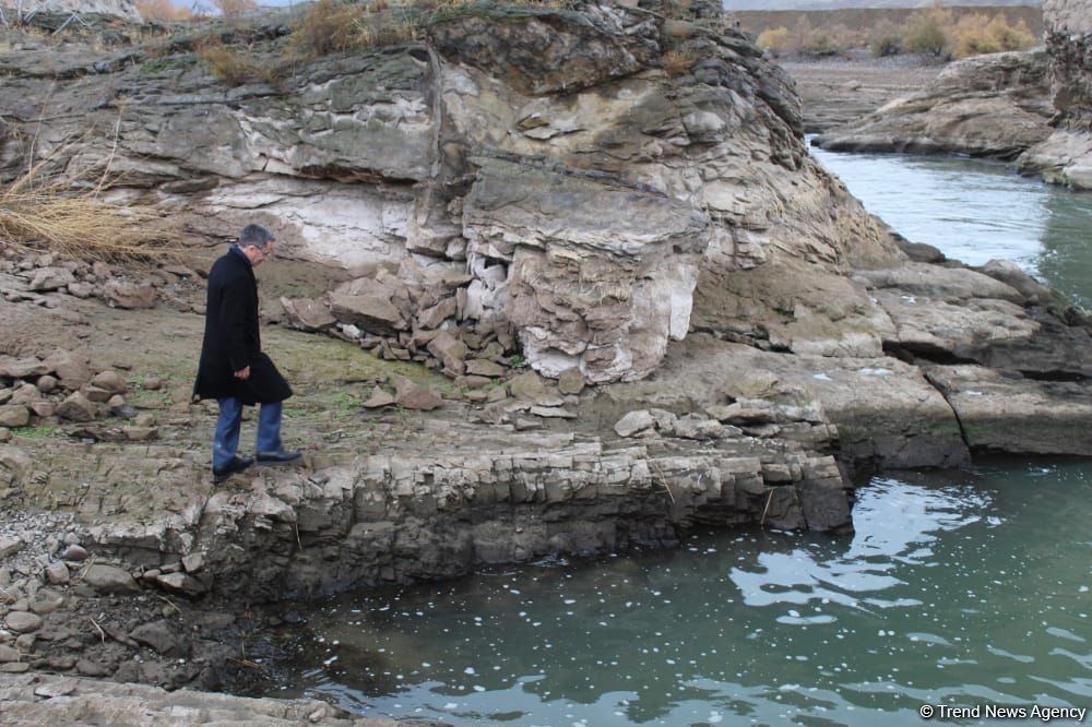 Права 30 миллионов южных азербайджанцев попираются - Ахмед Обалы (ФОТО)
