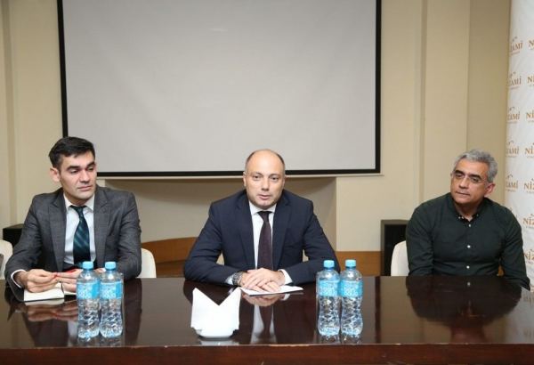 Министр культуры Анар Керимов встретился с молодыми кинематографистами (ФОТО)