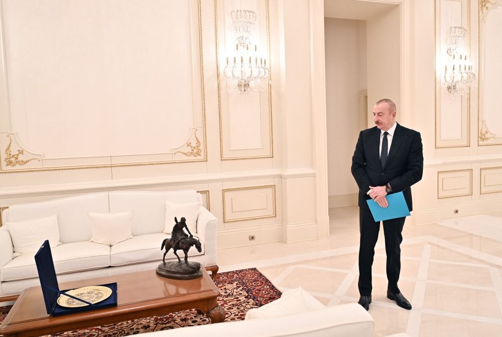 Президент Ильхам Алиев принял главу Республики Дагестан Российской Федерации (ФОТО)