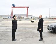 Президент Ильхам Алиев принял участие в церемонии сдачи в эксплуатацию танкера "Академик Хошбахт Юсифзаде" (ФОТО)