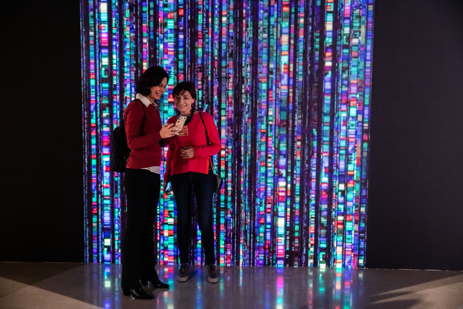 Пространство Современного Искусства YARAT представило выставочный проект "МЕТАКОД" (ФОТО)