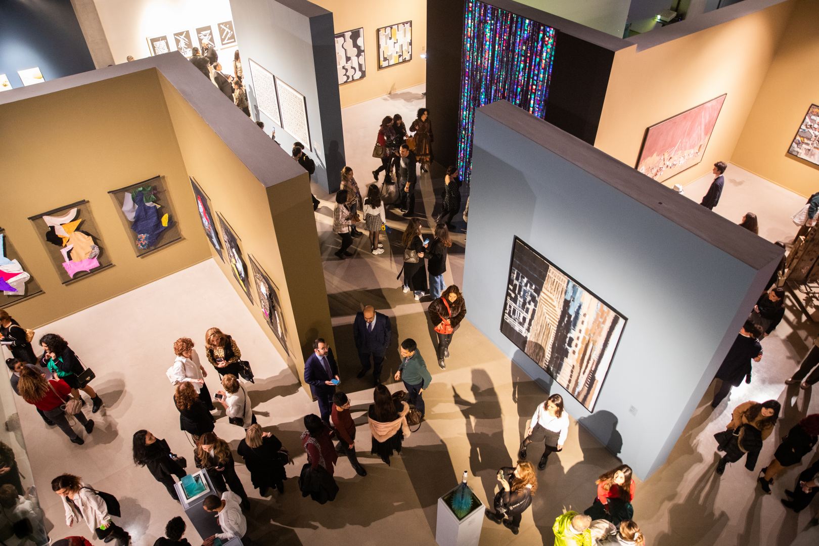 Пространство Современного Искусства YARAT представило выставочный проект "МЕТАКОД" (ФОТО)