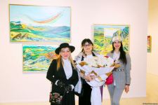 Юбилей с 65-ю цветами палитры! Душа, настроение и характер красочных произведений Наили Ахмедовой (ФОТО)