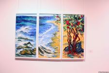 Юбилей с 65-ю цветами палитры! Душа, настроение и характер красочных произведений Наили Ахмедовой (ФОТО)