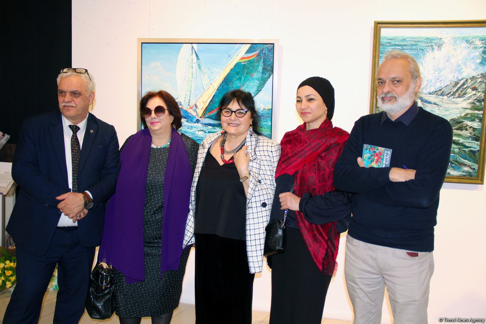 Юбилей с 65-ю цветами палитры! Душа, настроение и характер красочных произведений Наили Ахмедовой (ФОТО)