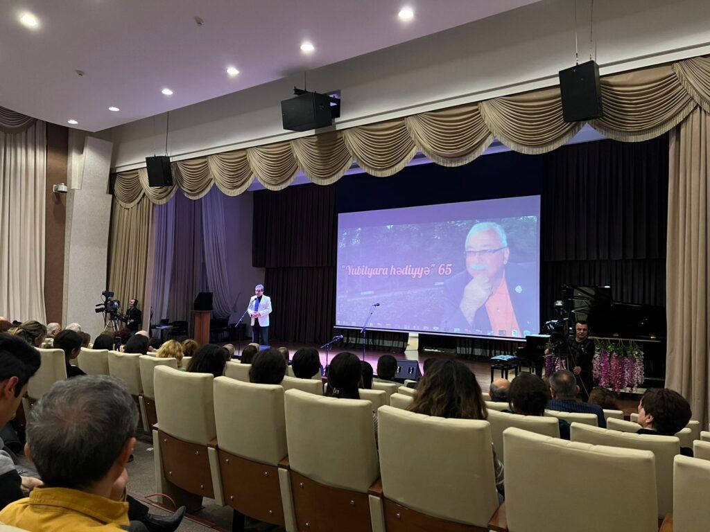 В Баку отметили 65-летие народного артиста Сардара Фараджева (ФОТО)