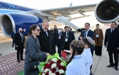 Президент Ильхам Алиев и Первая леди Мехрибан Алиева прибыли с визитом в Туркменистан (ФОТО/ВИДЕО)